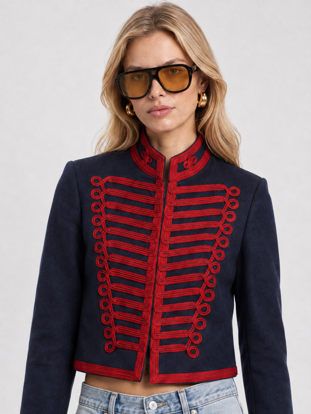 Scharlachrote Jacke