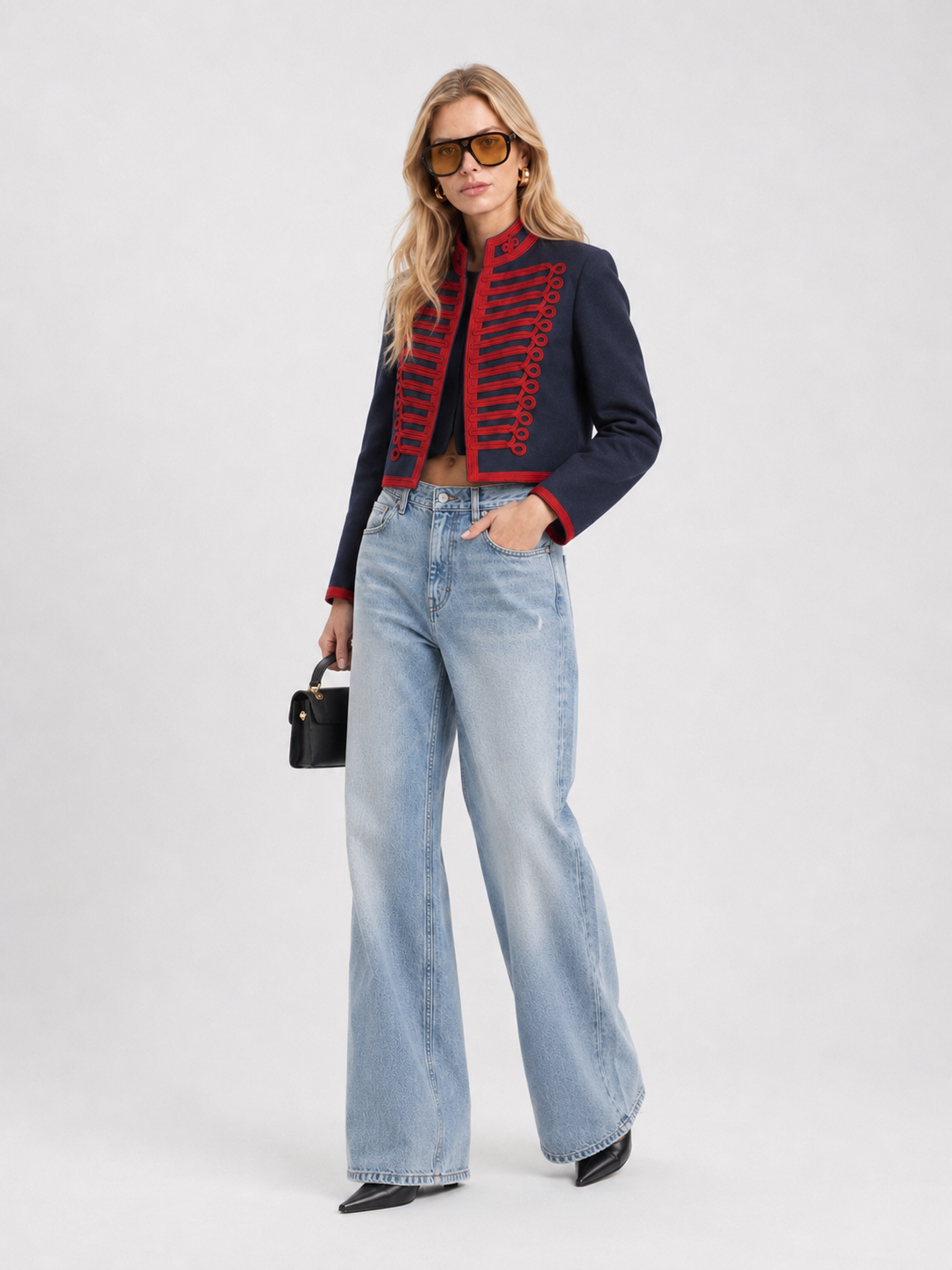 Scharlachrote Jacke