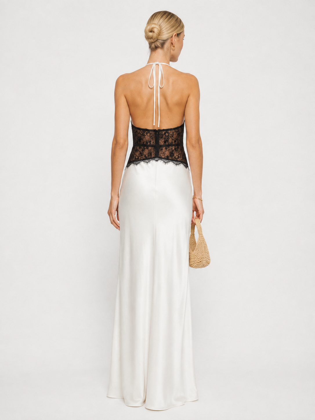 Elfenbeinfarbenes Kleid