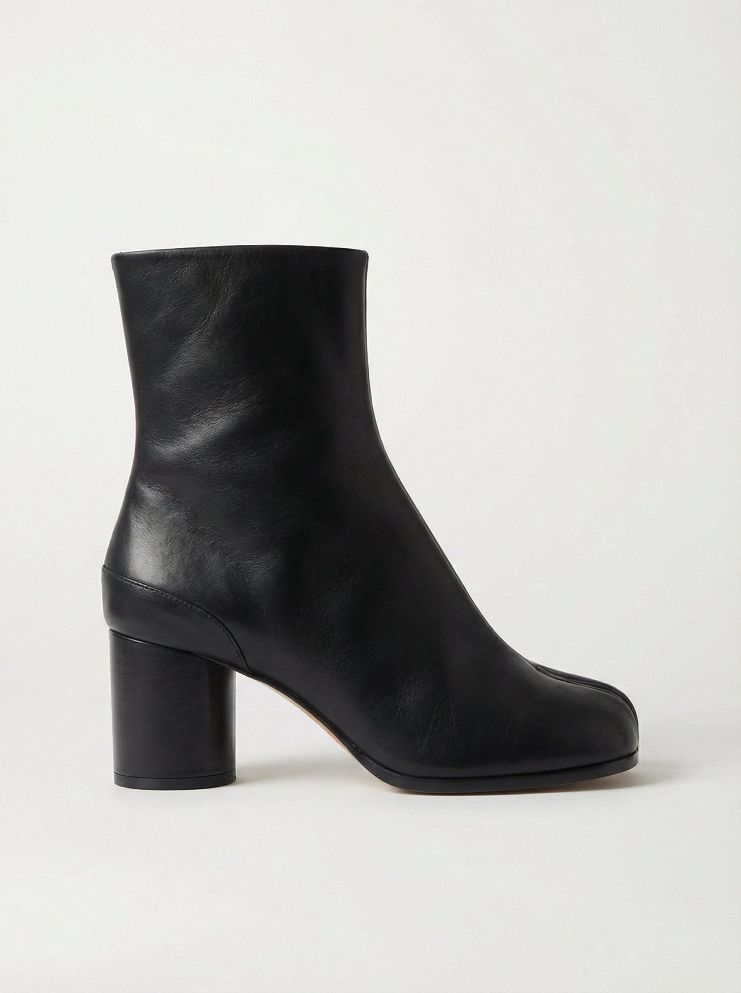Noir Tabi Ankle Boots - TUA. Milano #